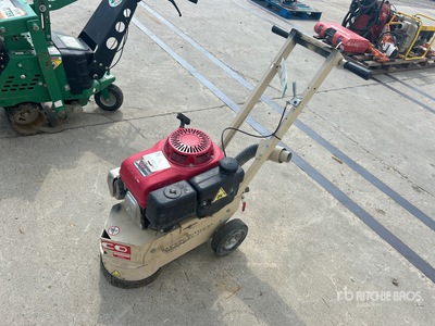2017 Edco TG10-11H Gasoline Concrete Grinder