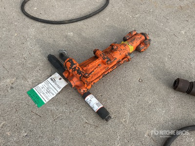 2017 APT 155 Rock Drill Divers - Outils à main