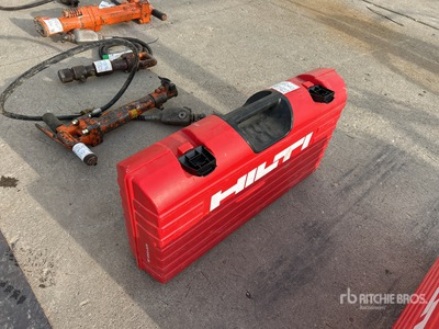 2017 Hilti TE 1000-AVR Electric Demolition Breaker