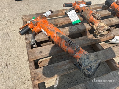 2016 APT 190 Pneumatic Demolition Breaker