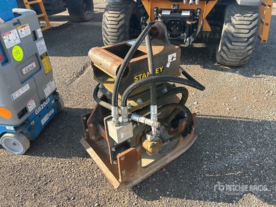 2016 Stanley HSX11125S Excavator Plate Attachment