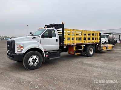 2019 Ford F-750 XL 4x2 Attenuator Truck