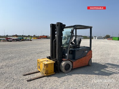 2015 Toyota 8FBMT30 3000 kg Chariot Élévateur Électrique (Inoperable)