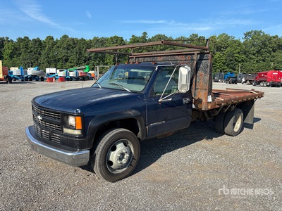 1999 Chevrolet 3500 HD 4x2 Flatbed Truck (Inoperable)