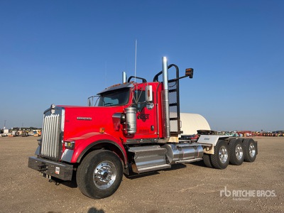 2020 Kenworth W900 8x6 Tri/A Day Cab Truck Tractor