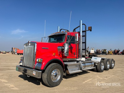 2022 Kenworth W900 8x6 Day Cab Truck Tractor