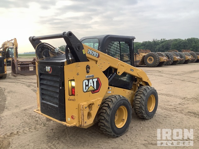 MINI CARGADOR SOBRE RUEDAS 2022 CATERPILLAR 262D3