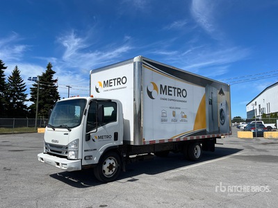 2017 Isuzu NPR 4x2 Camion fourgon