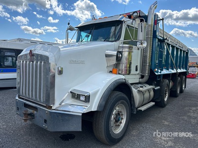 2012 Kenworth T800 8x4 Camion à benne basculante D/E