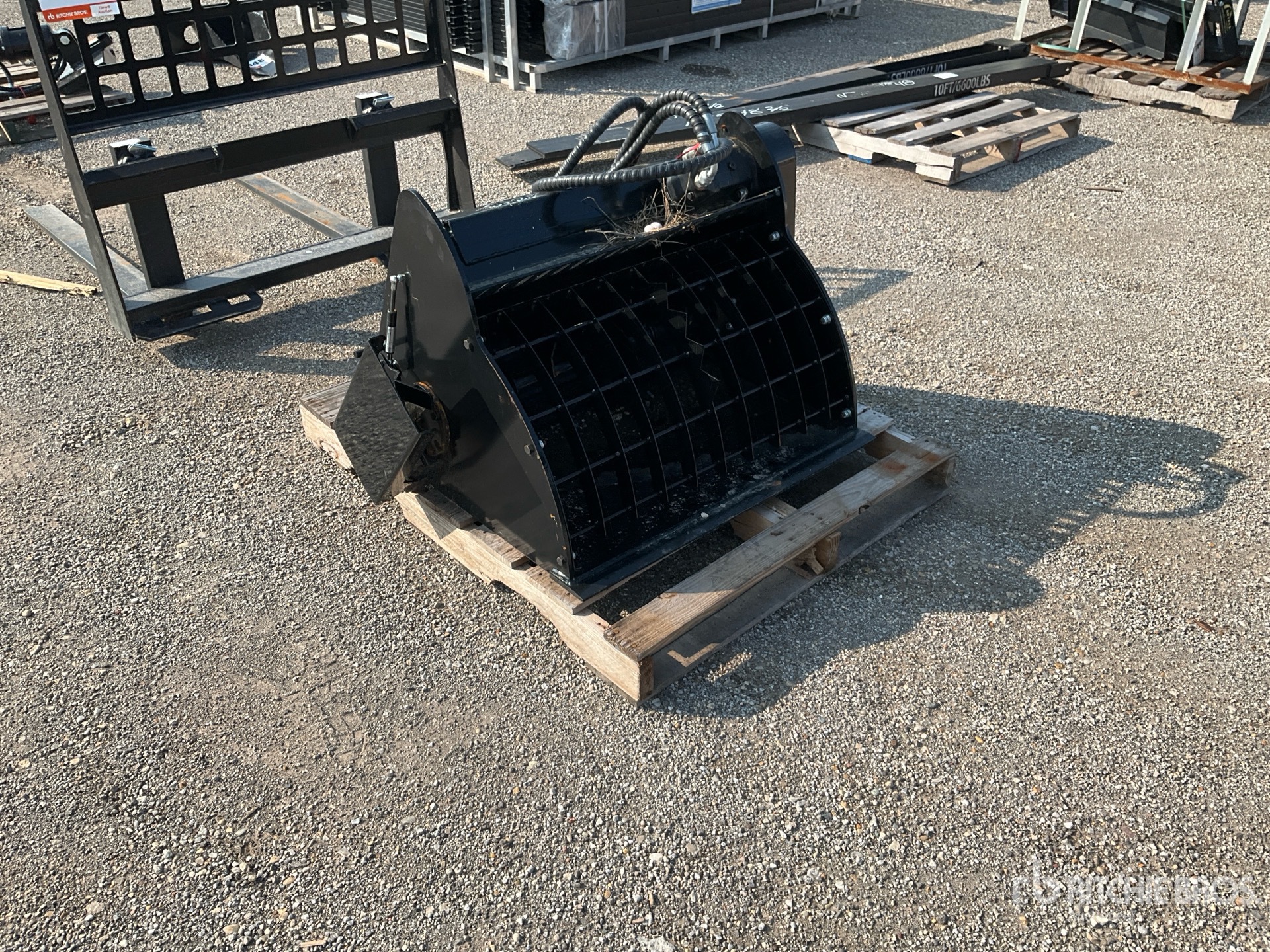 2025 GIYI GY-JBD Mini Skid Steer Concrete Mixer