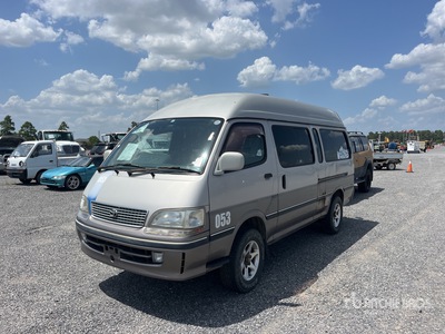 1993 Toyota Hiace AWD Automobile