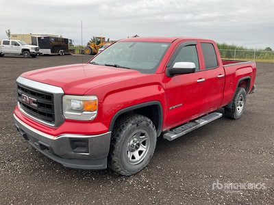 2014 GMC Sierra 1500 4x4 Extended Cab Pickup