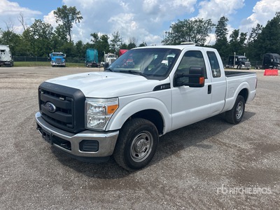 2016 Ford F-250 XL 4x2 Extended Cab Pickup