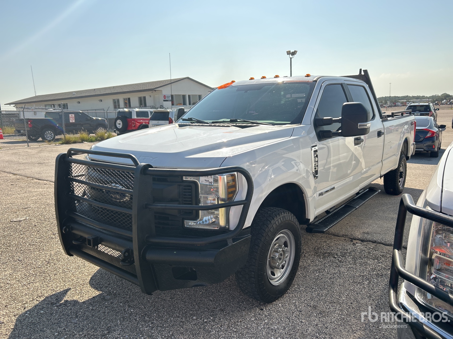 2019 Ford F-350 4x4 Crew Cab Pickup