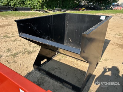 2025 Kit Containers 2YFT-SST 62 in Skid Steer Dump Hopper (Unused)