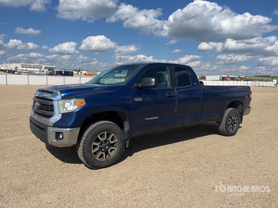 2014 Toyota Tundra SR5 4x4 Crew Cab Pickup