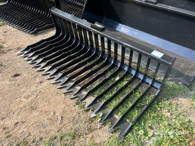2025 Kit Containers QT-SB-L76-V3 76 in Skid Steer Screening Bucket (Unused)