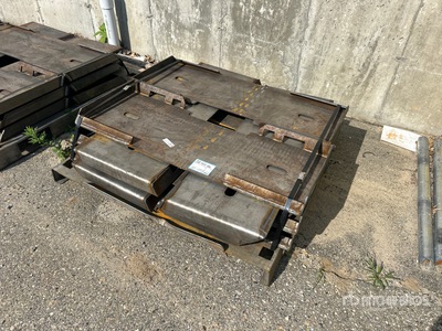 2025 Kit Containers QT-F-BLANK 46 in Skid Steer Attachment Mounting Plate (Unused)
