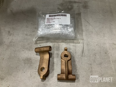 (8) Pima Valve B-1620-E-0300-10 Valve Hinges