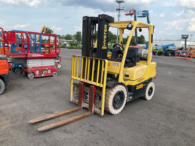2021 Hyster H60FT 5700 lb Pneumatic Tire Forklift
