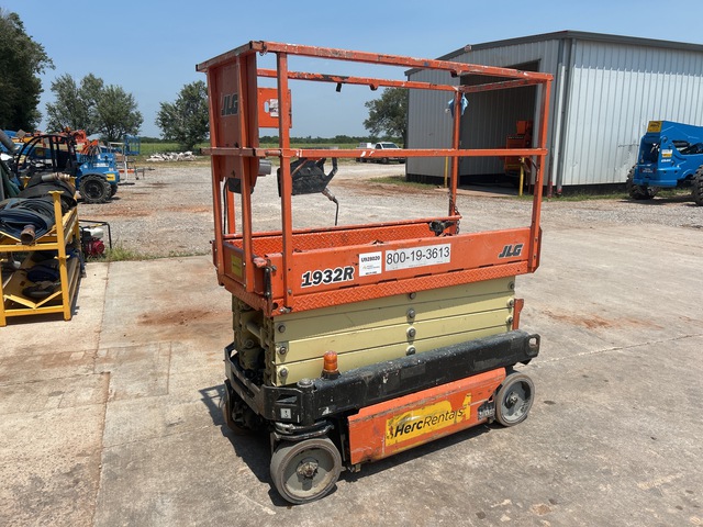 2017 JLG 1932R Electric Scissor Lift