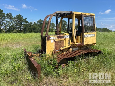 John Deere 550 Crawler Dozer (Inoperable)