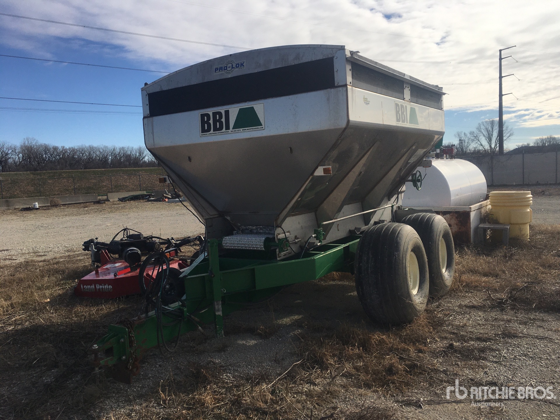 BBI Magna Spread T/A Fertilizer Spreader