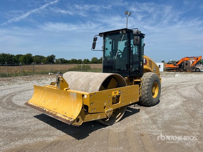 2022 Cat CS56B Compacteur à tambour lisse