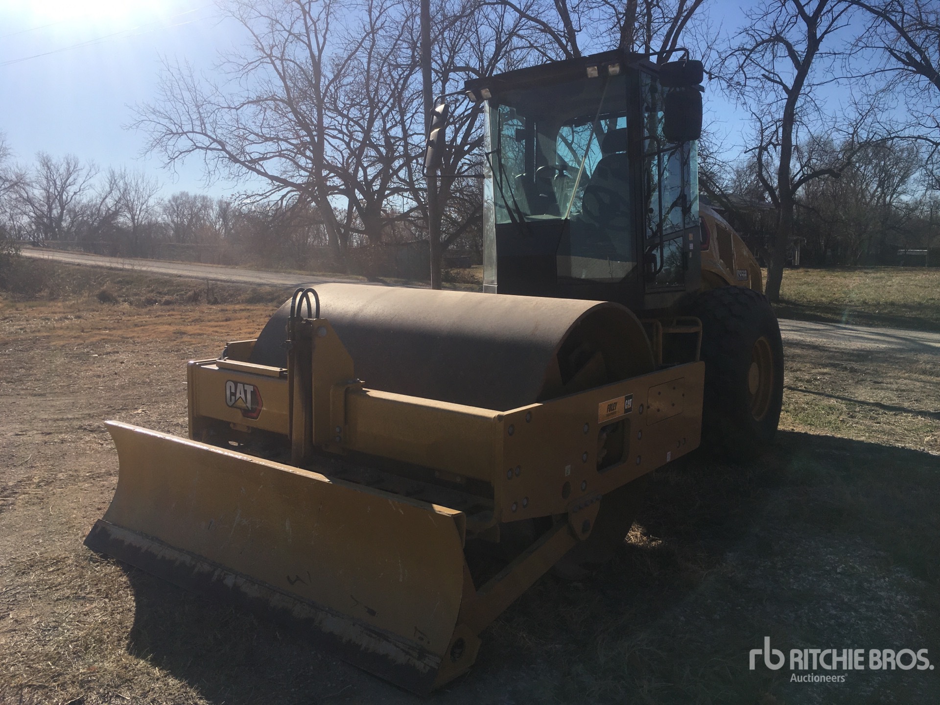 2022 Cat CS56B Rodillo compactador