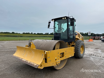 2021 Cat CS56B Rodillo compactador