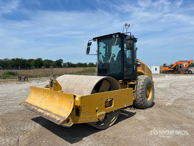 2021 Cat CS56B Compacteur à tambour lisse