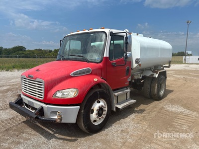 2006 Freightliner M2 2000 gal 4x2 Water Truck
