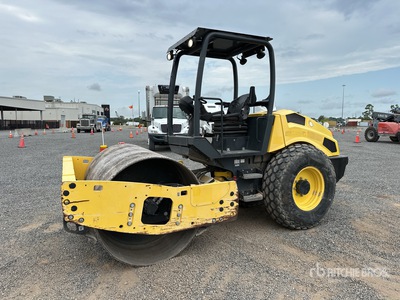 2019 Bomag BW177D-5 Walzenzug mit Glattmantelbandage
