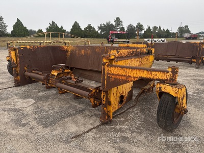 2008 Rivinius Domor Base RC600C Układarka-rozrzutnik