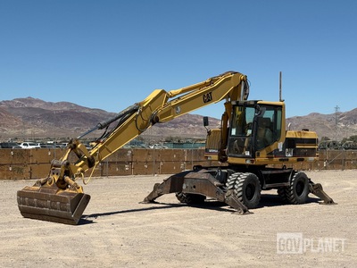 Cat M318 Wheel Excavator