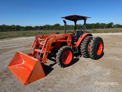 2022 Kubota M6060 4WD Tractor Agrícola