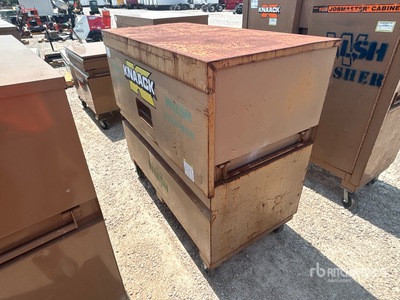 Knaack 89 Job Site Box