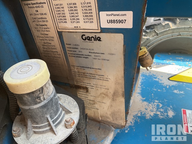 ELEVADOR ARTICULADO 2012 GENIE 4WD Z4525J