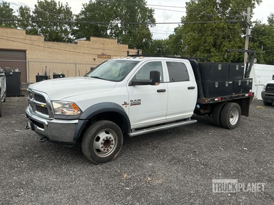 2014 Dodge Flatbed / Skid Truck 4x4 Crew Cab Flatbed Truck
