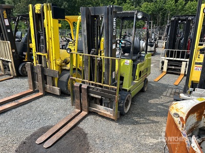1994 Clark GCX30E 4850 lb Cushion Tire Forklift