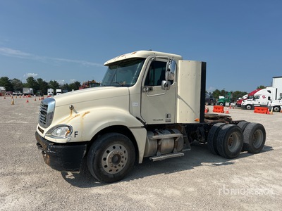 2003 Freightliner Columbia 120 6x4 トラックトラクター（T/A）