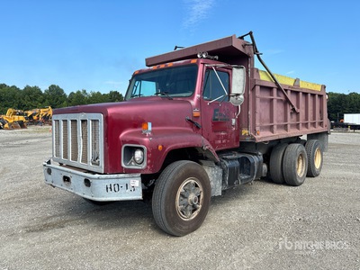 1995 International 2674 6x4 Camion à benne basculante D/E