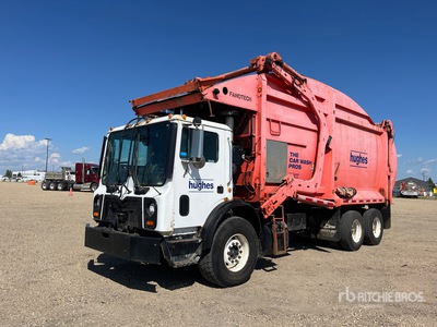 2010 Mack MRU613 6x4 Front Loader Waste Collection Truck