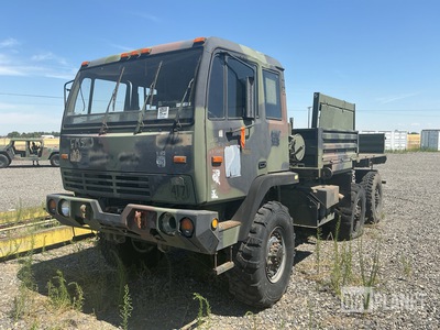 2002 Stewart & Stevenson M1083A1 MTV 6x6 Cargo Truck