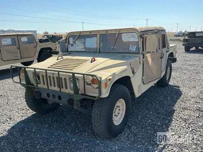 2006 AM General M1097R1 HMMWV 4 Door Soft Top w/Truck Body