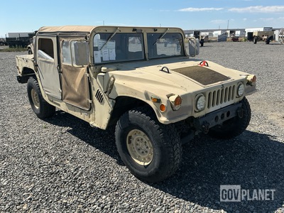 2010 AM General M1097R1 HMMWV 4 Door Soft Top w/Truck Body