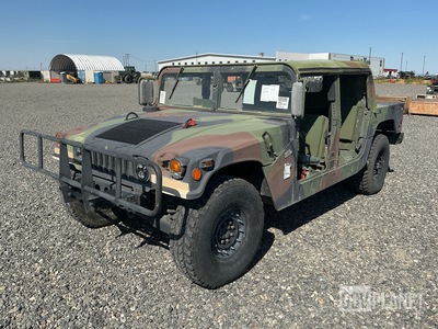 2007 AM General M1097R1 HMMWV 4 Door Soft Top w/Truck Body