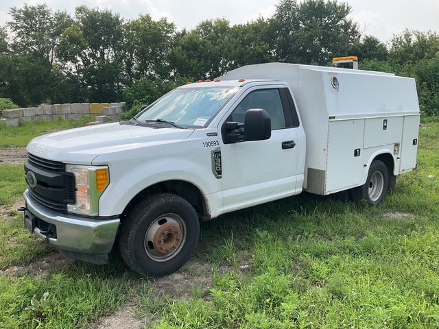 2017 Ford F-350 Super Duty XL 4x2 Utility Truck 2017 Ford F-350 Super Duty XL 4x2 Utility Truck