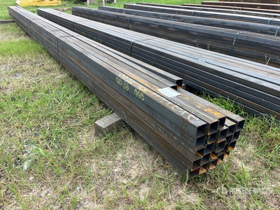 Quantity of (25) 2 in x 2 in 16 GA Square Tubing