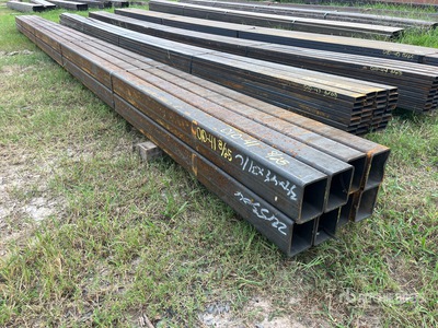 Quantity of (8) 3-1/2 in x 4-1/2 in x 3/16 in x 24 ft Rectangle Tubing Materiale edile